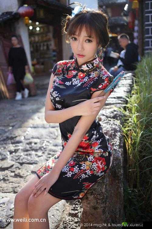 ：乖乖女私下超：三天没被操就找人操