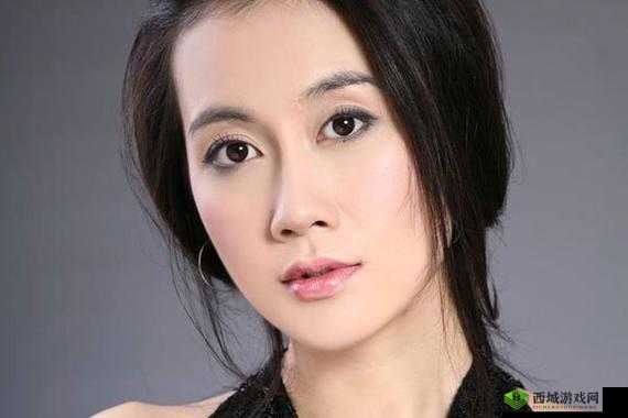 汤芳：那个备受争议的荡妇引发的种种现象
